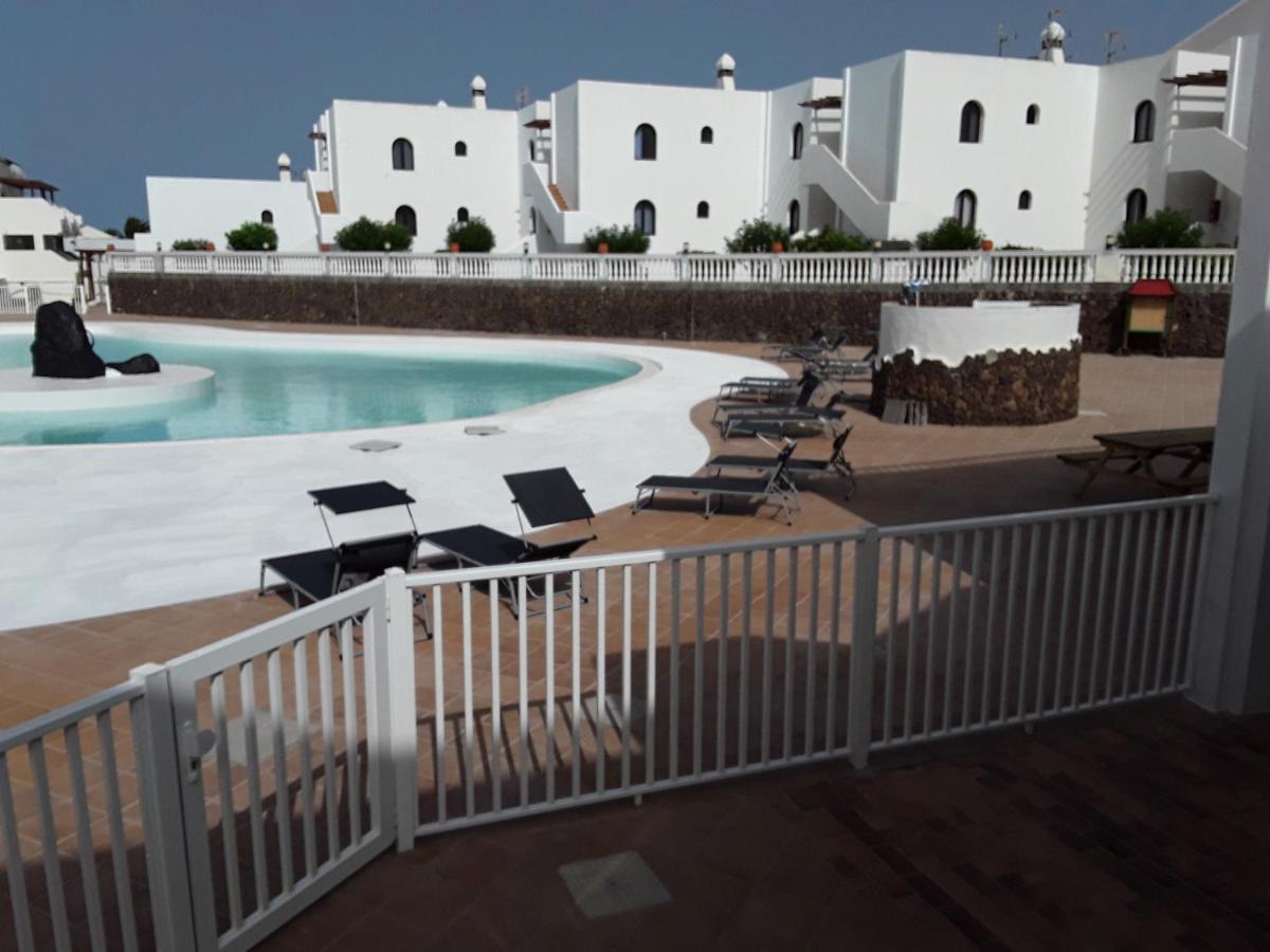 Le Parisien Apartment Costa Teguise Luaran gambar